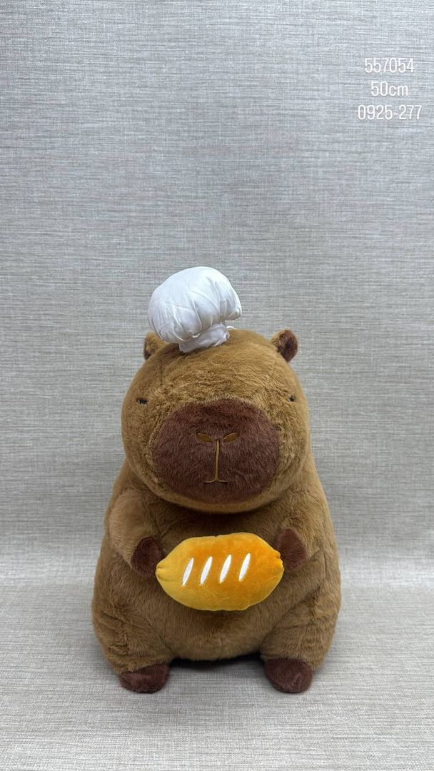 CAPIBARA SURTIDA (TIPO CHEF) 50 CM