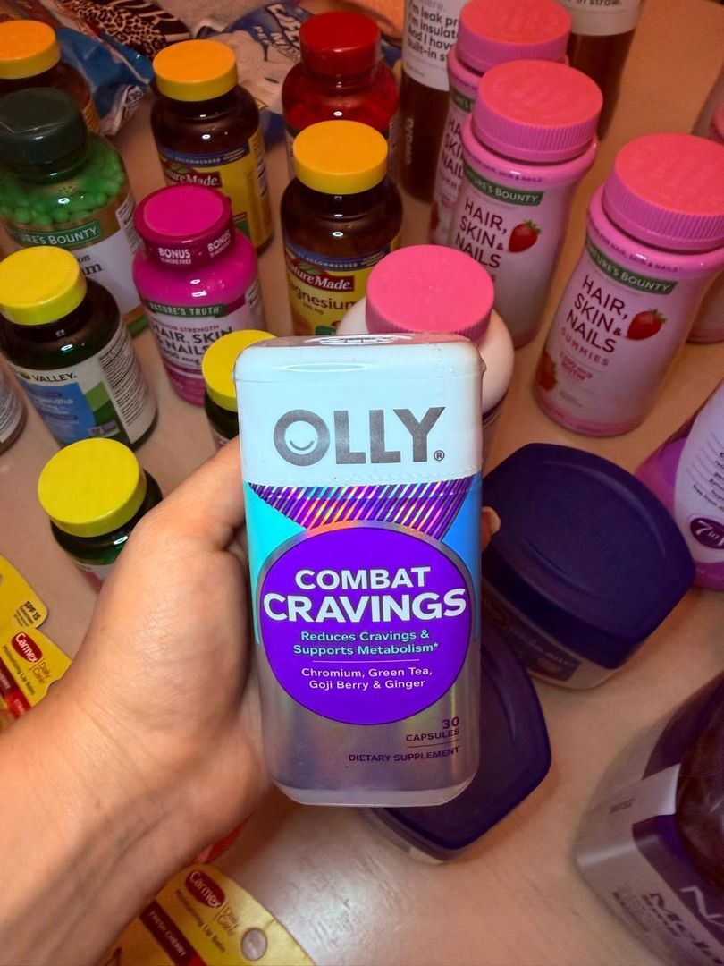 COMBAT CRAVINGS 
