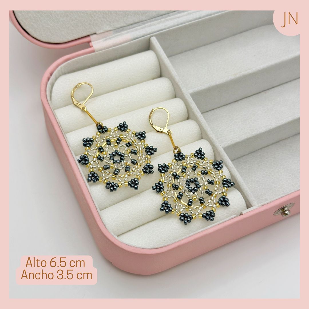 Aretes Flores Largos tejidos a mano 