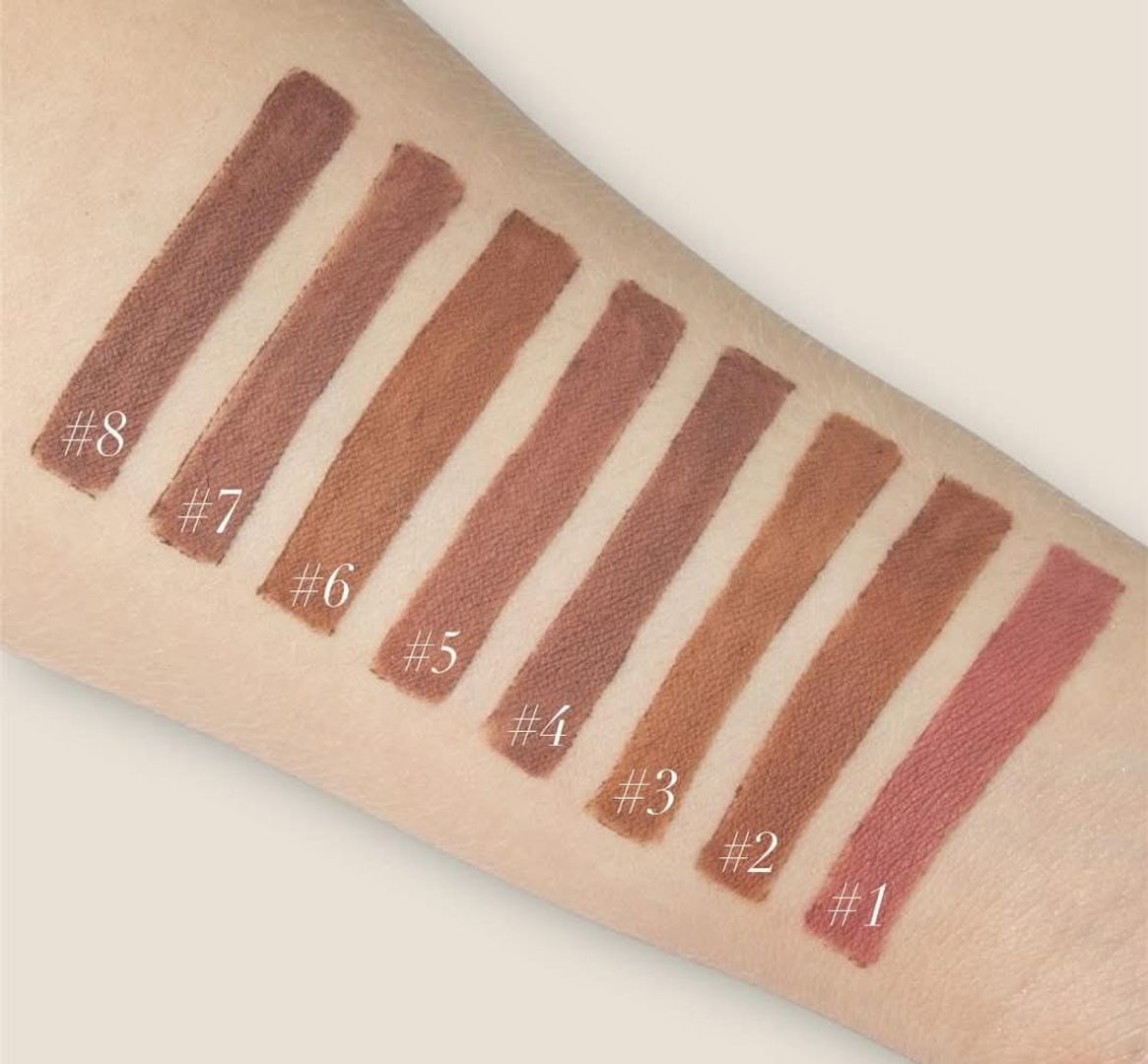 48- LAPIZ DE LABIOS NUDE CHOCOLATE KARITE 