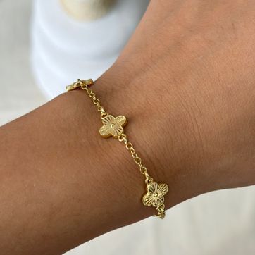 Imagen del producto Pulsera vancleef dorado 
