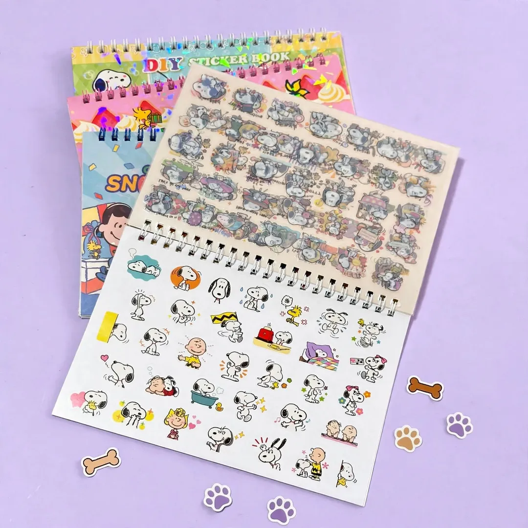 LIBRO DE STICKERS SNOOPY