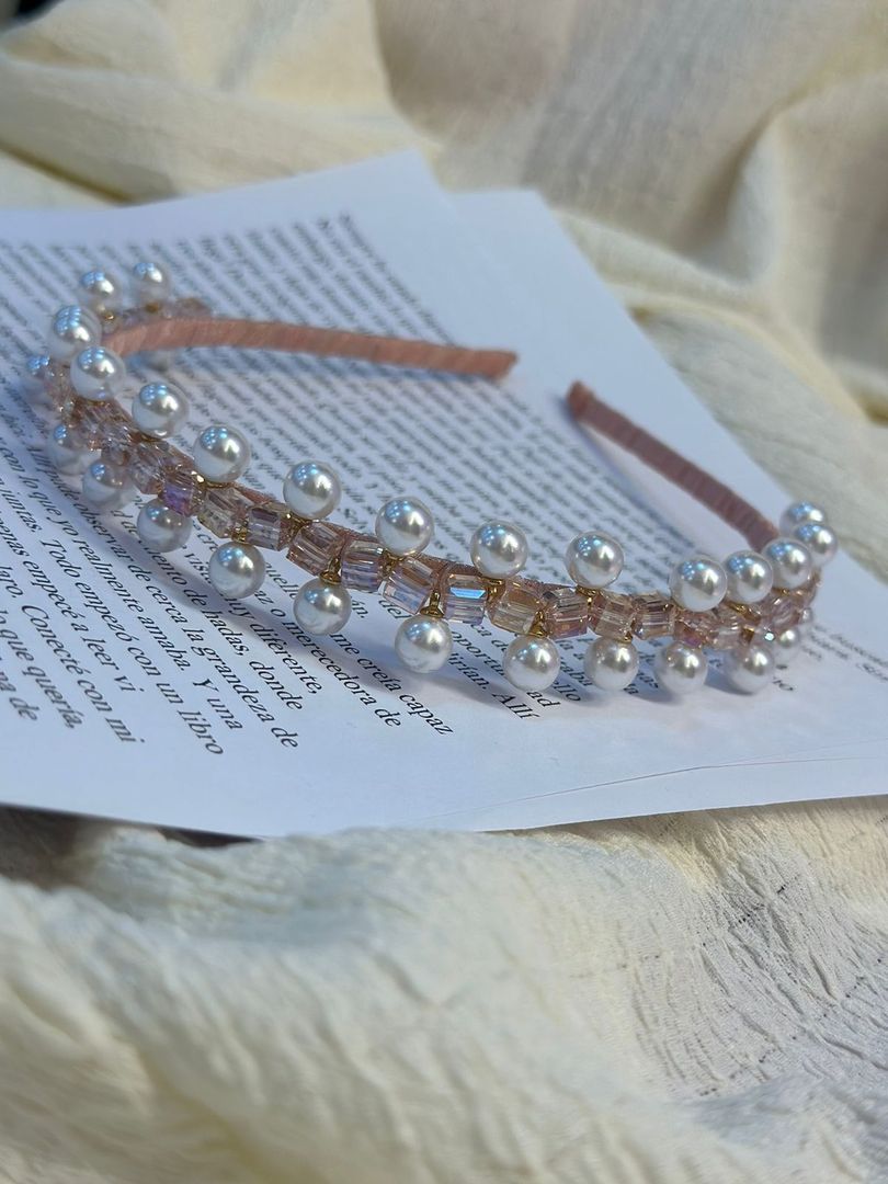 DIADEMA DECORADA