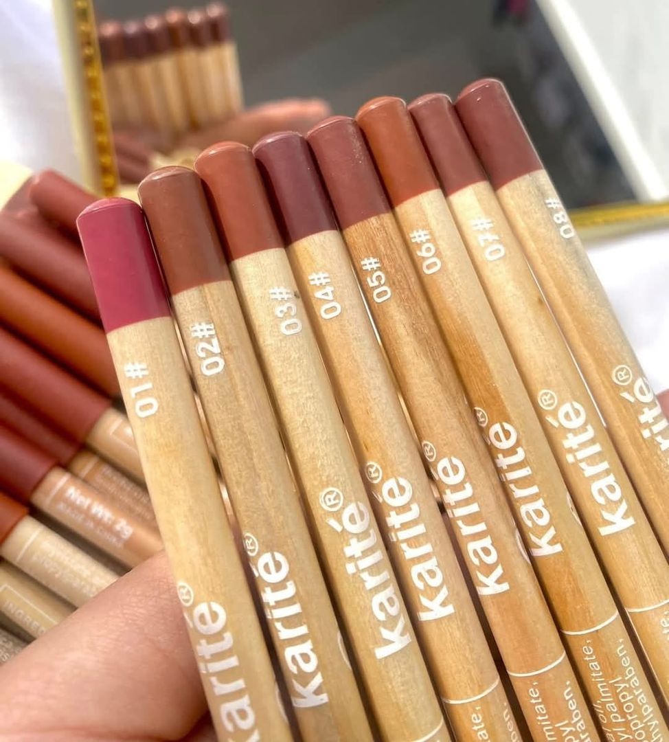 48- LAPIZ DE LABIOS NUDE CHOCOLATE KARITE 