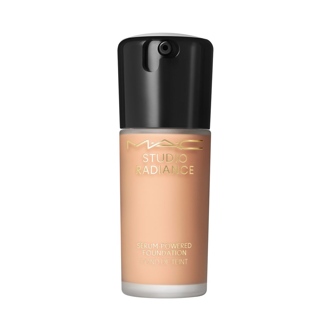 Studio Radiance Serum-Powered ™ - NW25