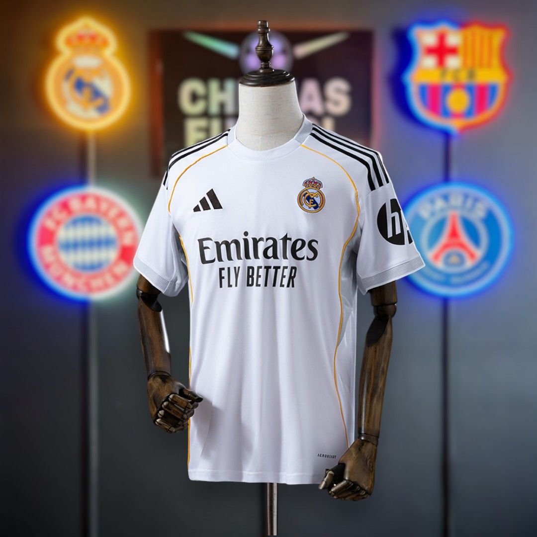 Real Madrid 2025-26 Casa Fan