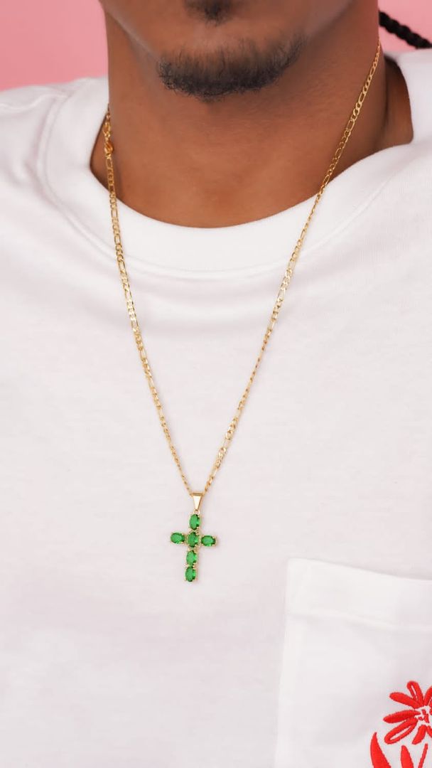 Cadena Cartier dije cruz verde