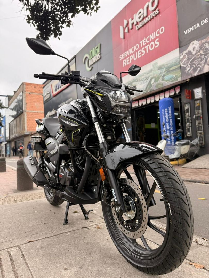 HERO HUNK  150 XT 