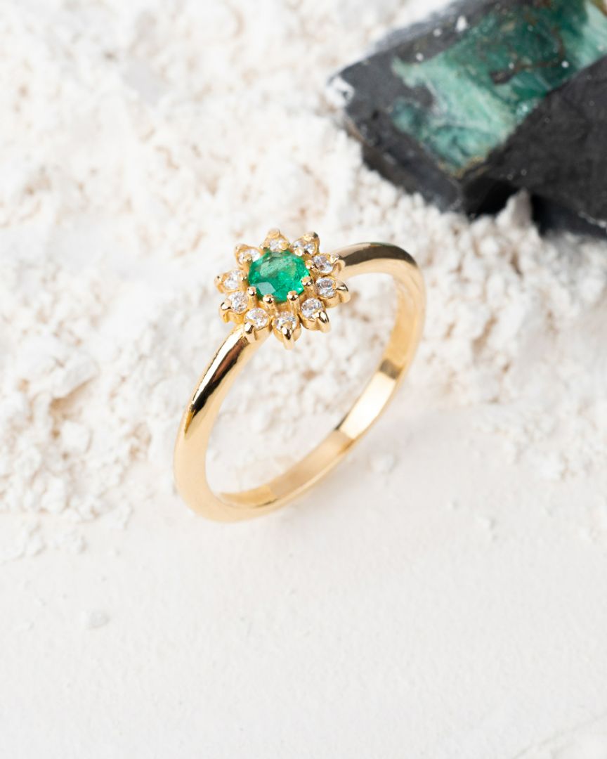 Anillo Dalia