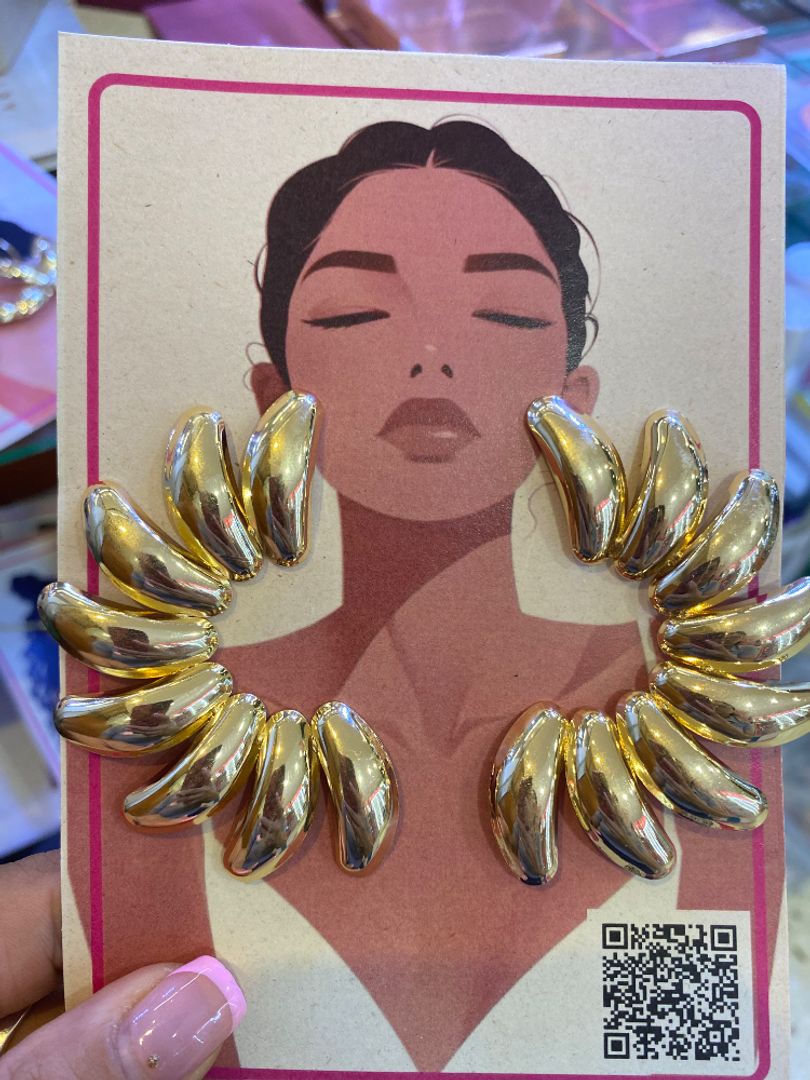 Aretes pluss
