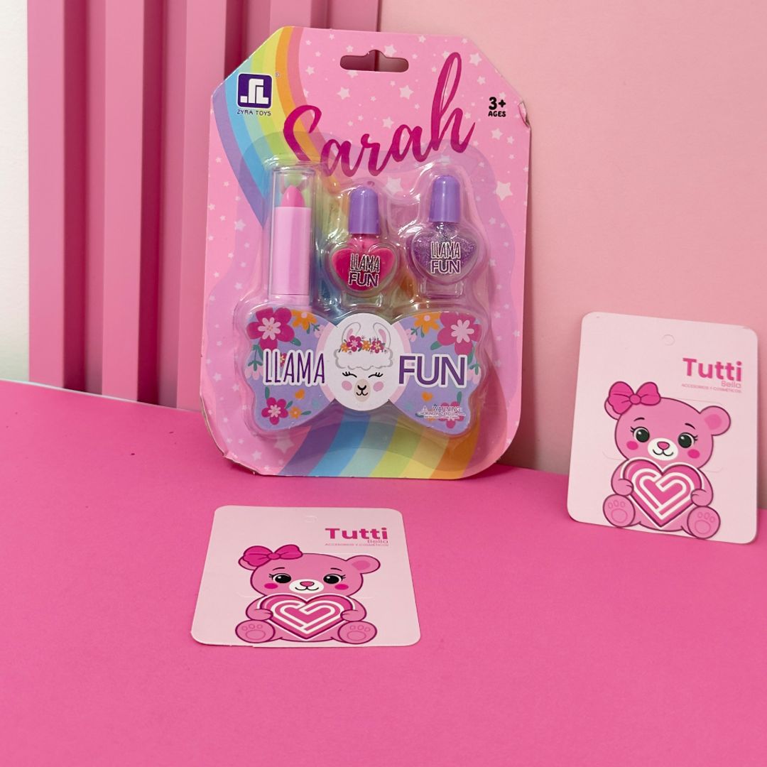KIT DE ESMALTES/  MAQUILLAJE INFANTIL 