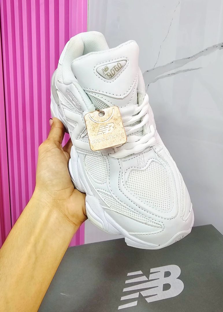 NEW BALANCE 9060 BLANCAS