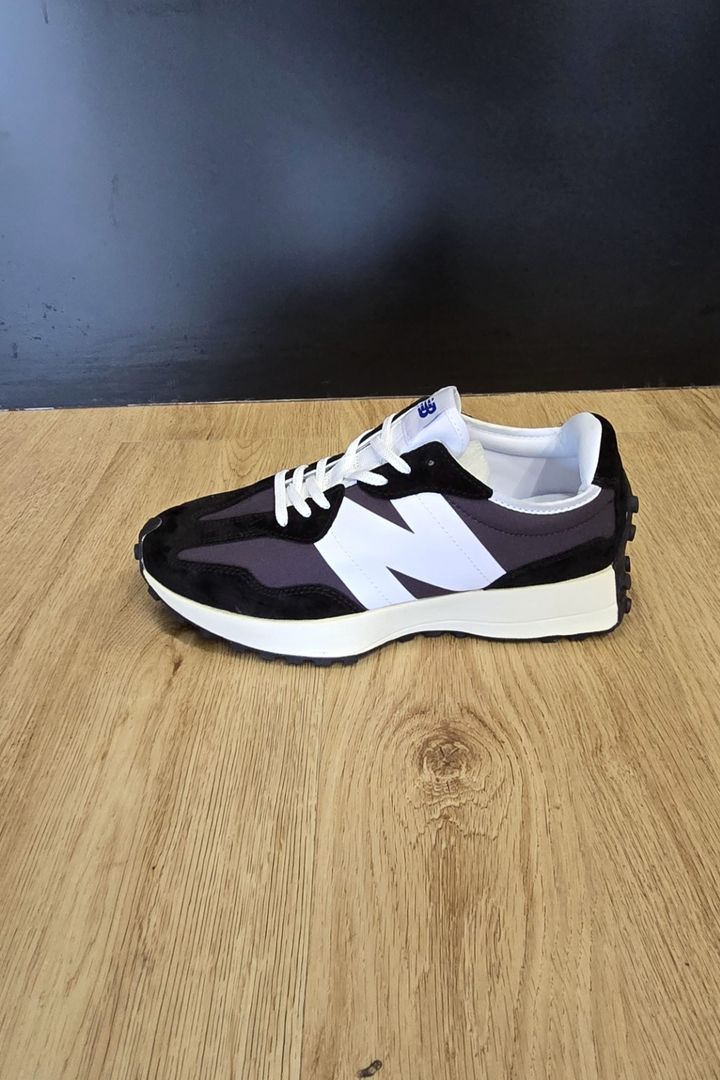New Balance 327 black