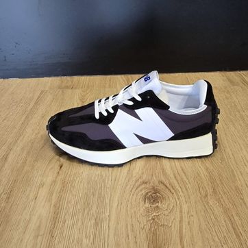 New Balance 327 black - imagen 1