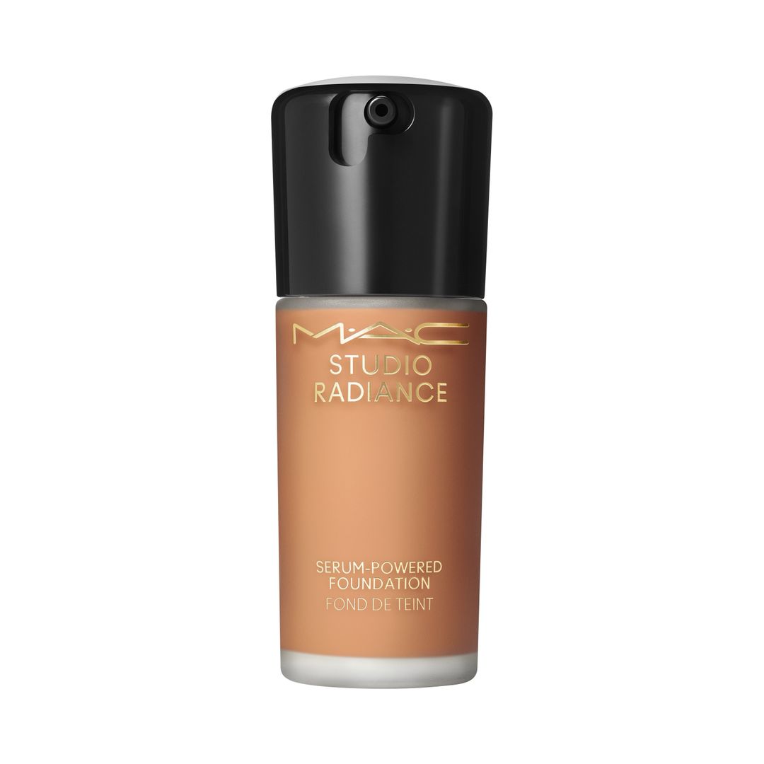 Studio Radiance Serum-Powered ™ - NW45