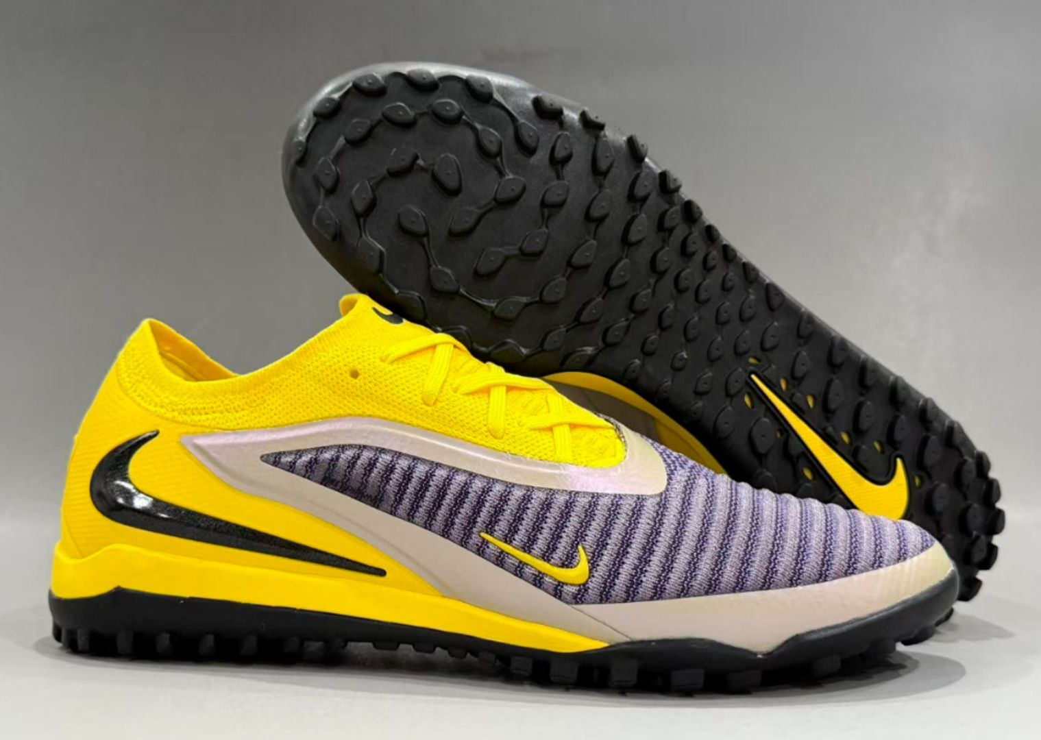 Tenis Phantom TF - Sintética / Turf Lote 1