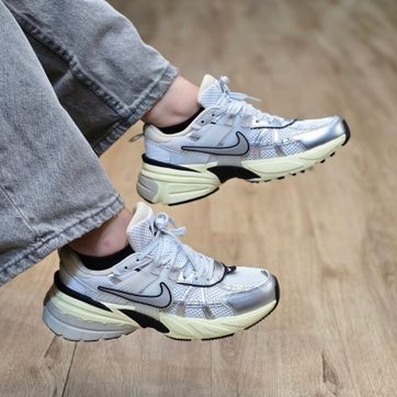 Nike V2k Run Metallic Silver - imagen 1
