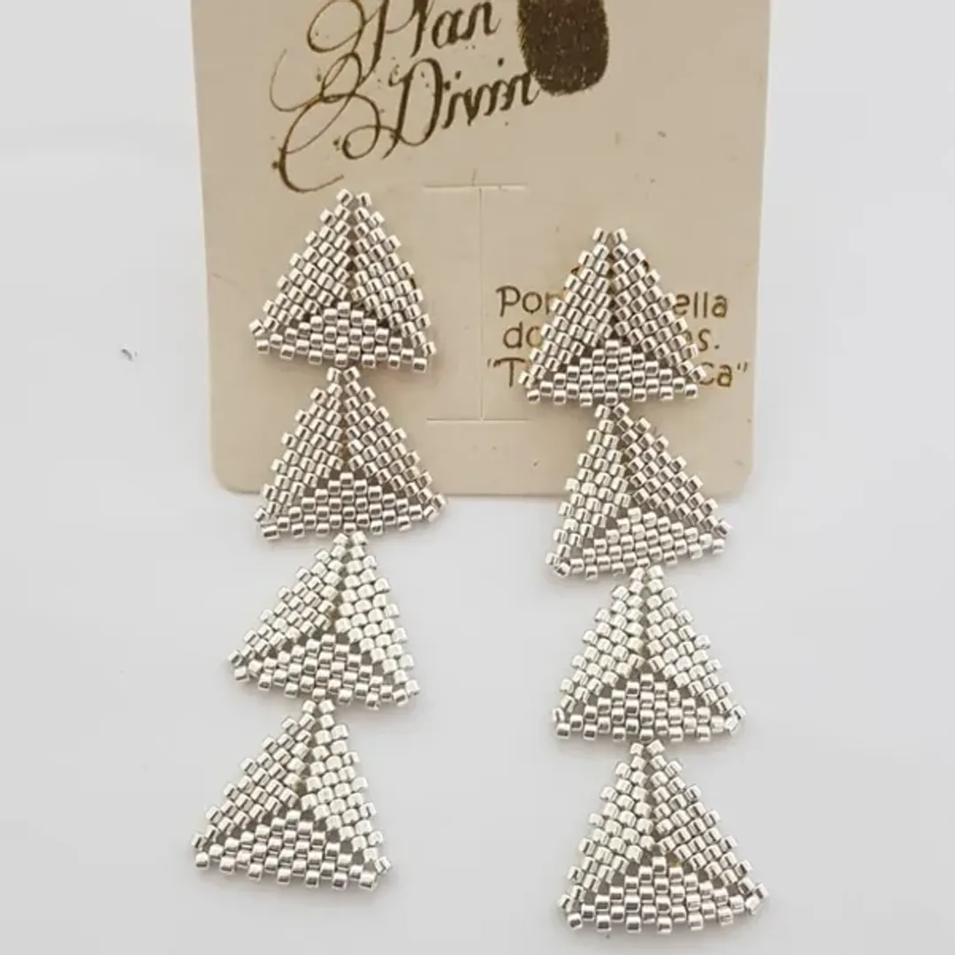 Arete Mini Triángulos * 4 Miyuki 