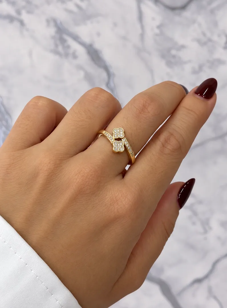 Anillo vancleef circones