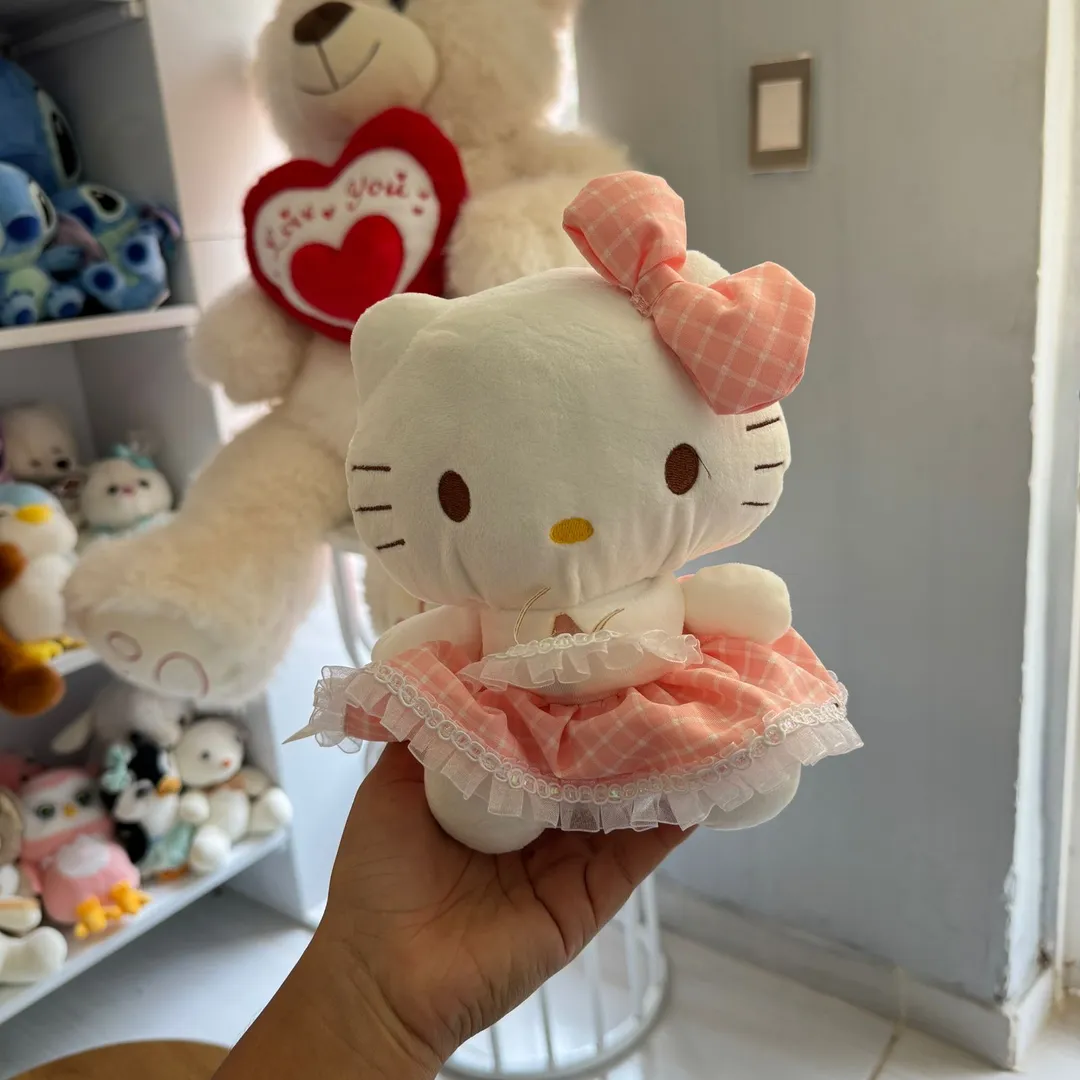 hello kitty 4