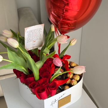 REF. ROSAS Y TULIPANES - imagen 1