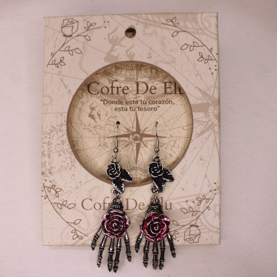 ARETES MANO ARTICULADA ROSA