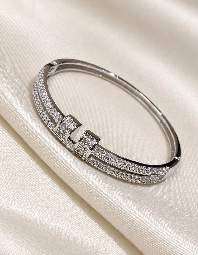 Pulsera Cartier plateado 