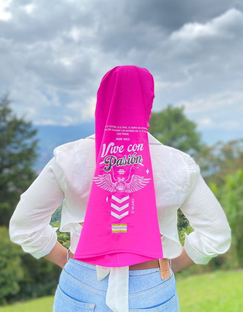 NIQAB FUCSIA CON DISEÑO 