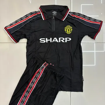 Imagen del producto RETRO MANCHESTER UNITED