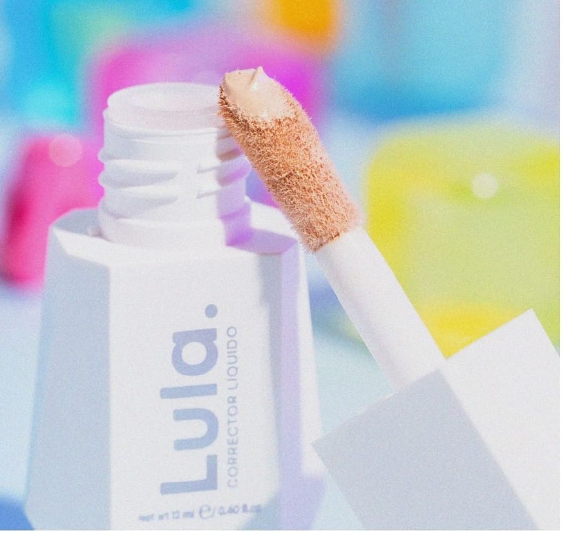 940- CORRECTOR PERFECT LULA