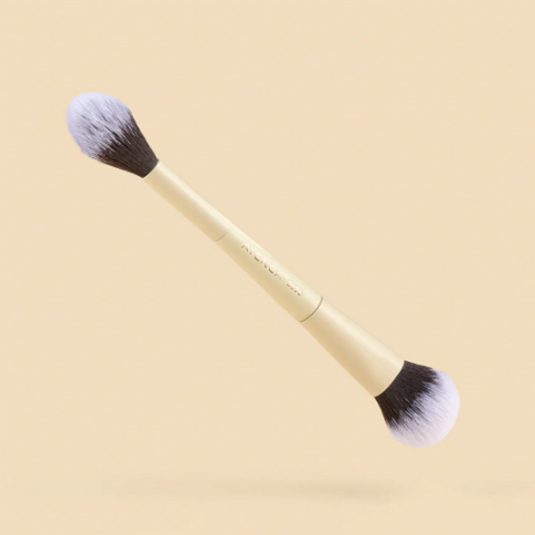 BROCHA DUO ILUMINADOR Y POLVO SUELTO