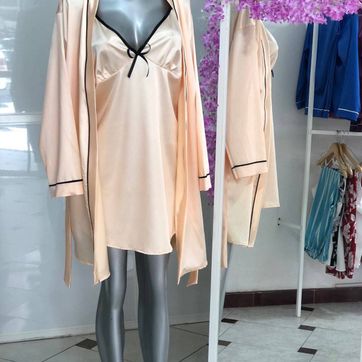 Imagen del producto Vestido + bata 