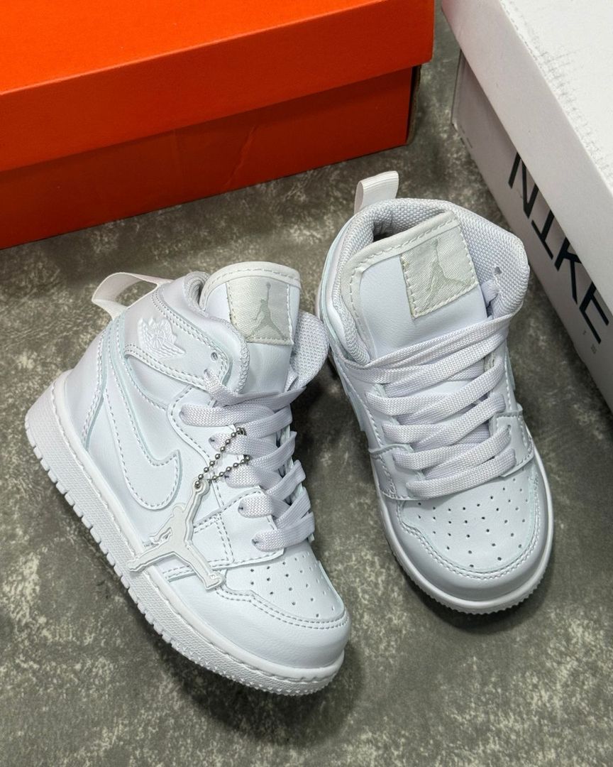 RETRO 1 TODO BLANCO
