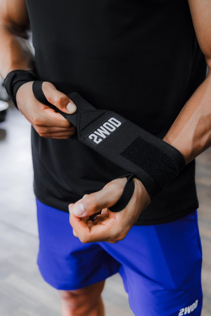 MUÑEQUERAS ELÁSTICAS NEGRAS/NEGRAS