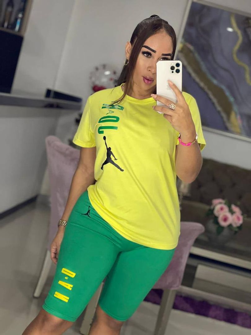 NUEVOS CONJUNTOS DEPORTIVOS DAMA EN VINILO AMERICANO