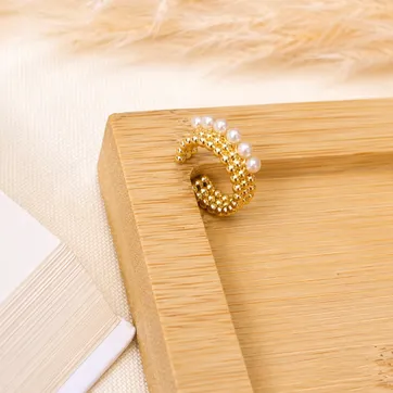 Imagen del producto Earcuff perlas 