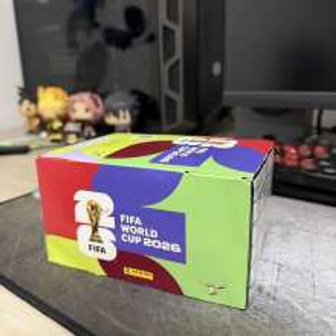 CAJA DE LAMINAS MUNDIAL FIFA WORLD CUP 2026 104 SOBRES PANINI