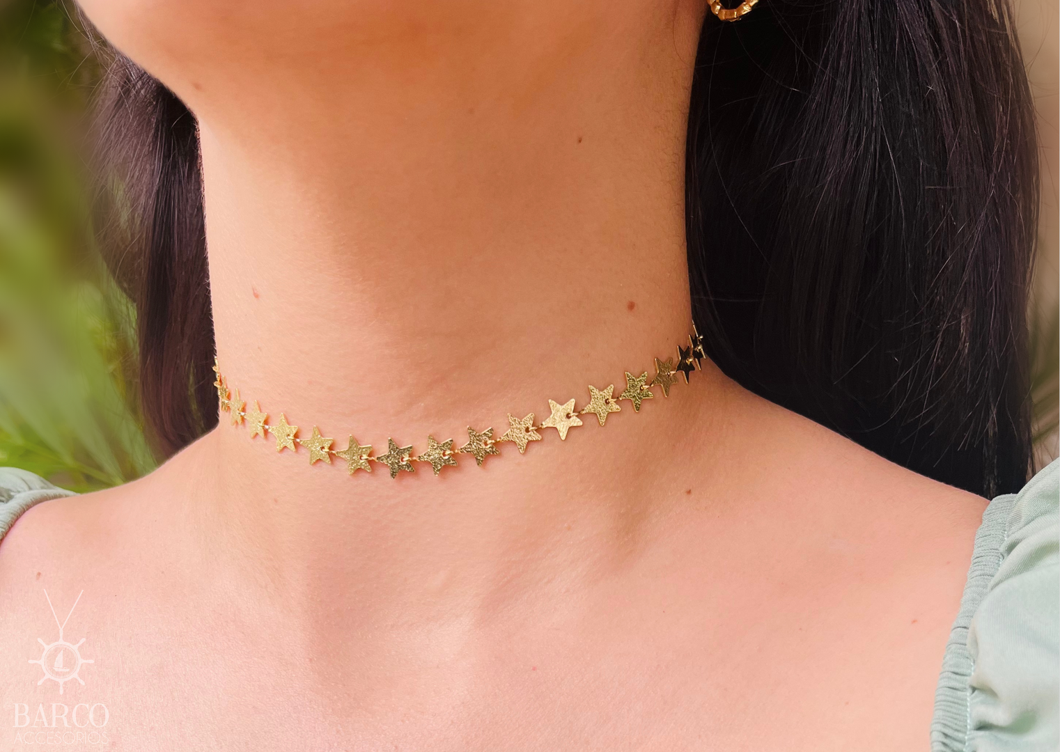Choker estrellas sólidas