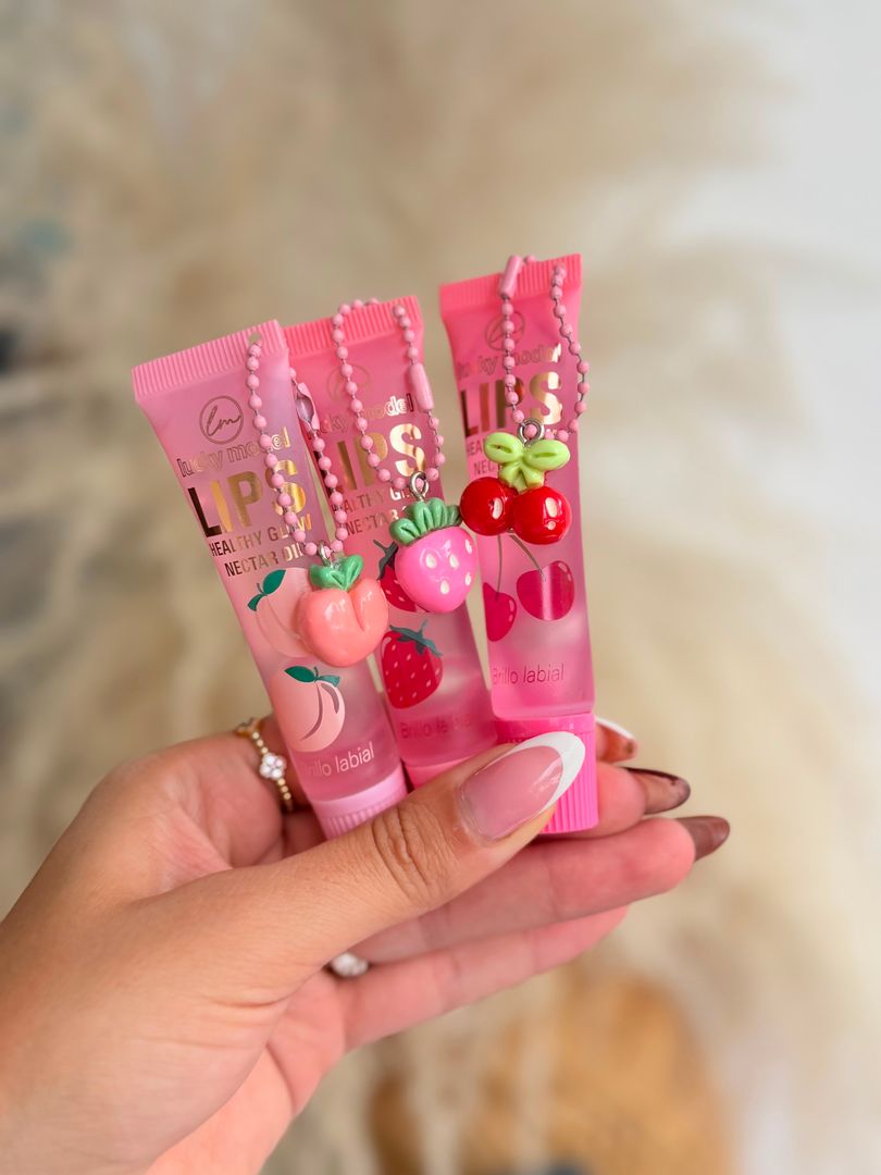 LIP GLOSS LIPS