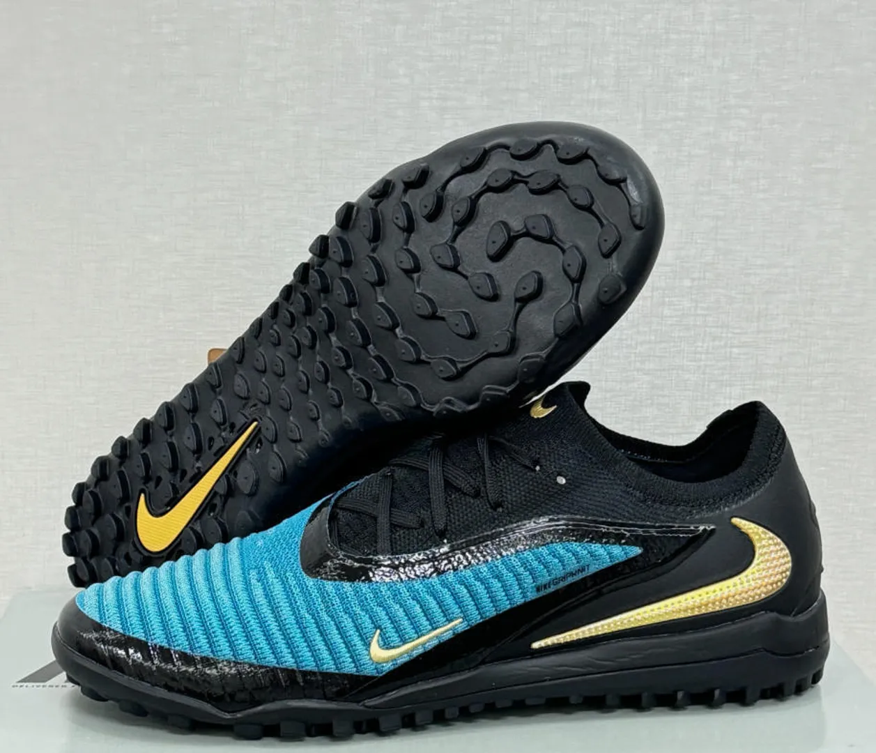 Tenis Phantom TF - Sintética / Turf Lote 2