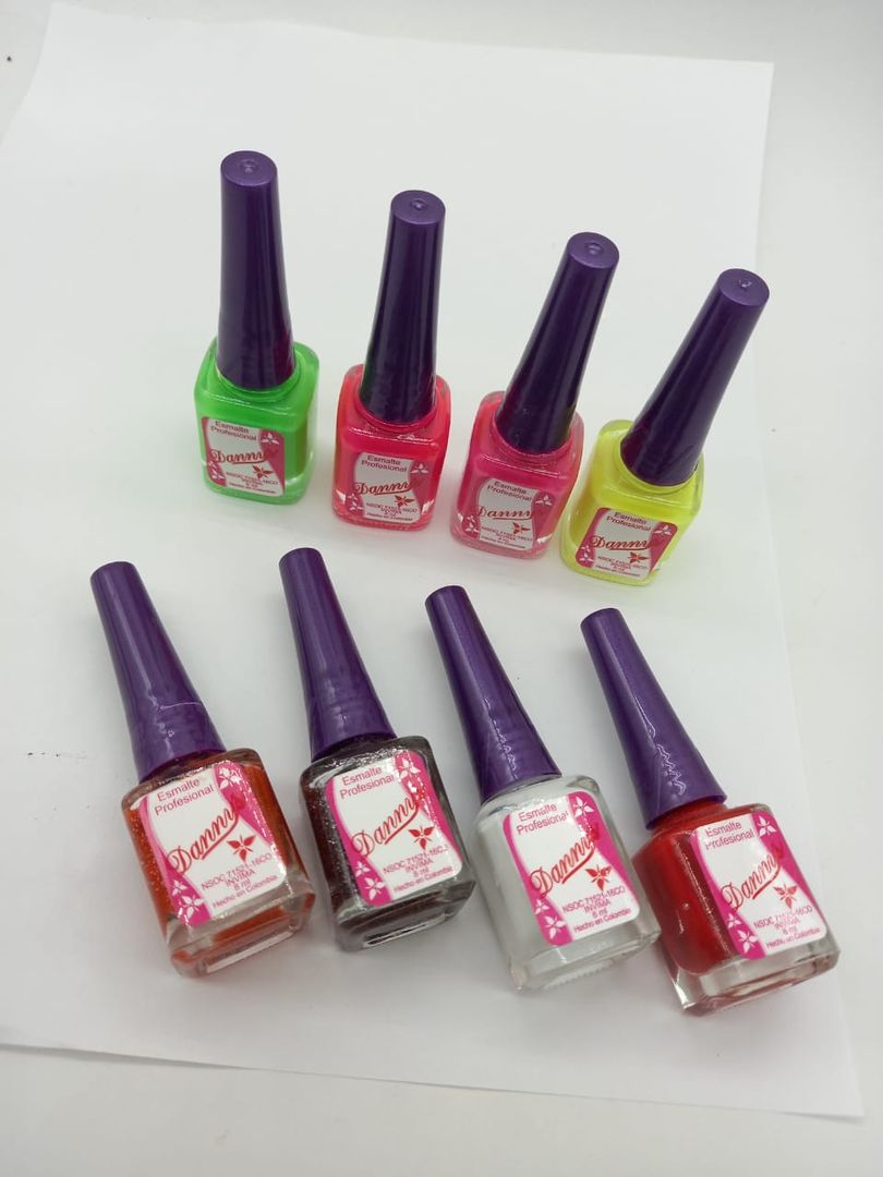 Esmalte económico danis 