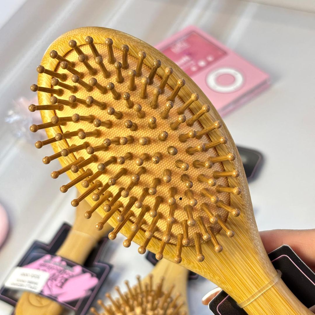 Cepillo Mediano Bambu Engol