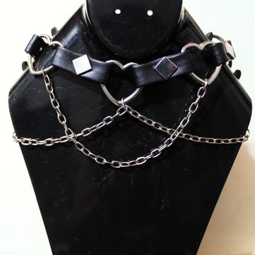 Imagen del producto CHOKER CORAZON CADENAS 