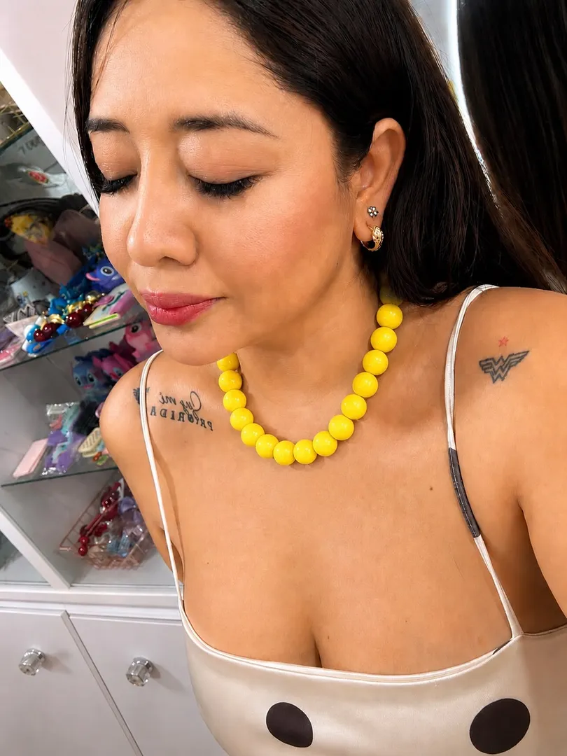 Collar Chicle Amarillo #16 – Sin dije