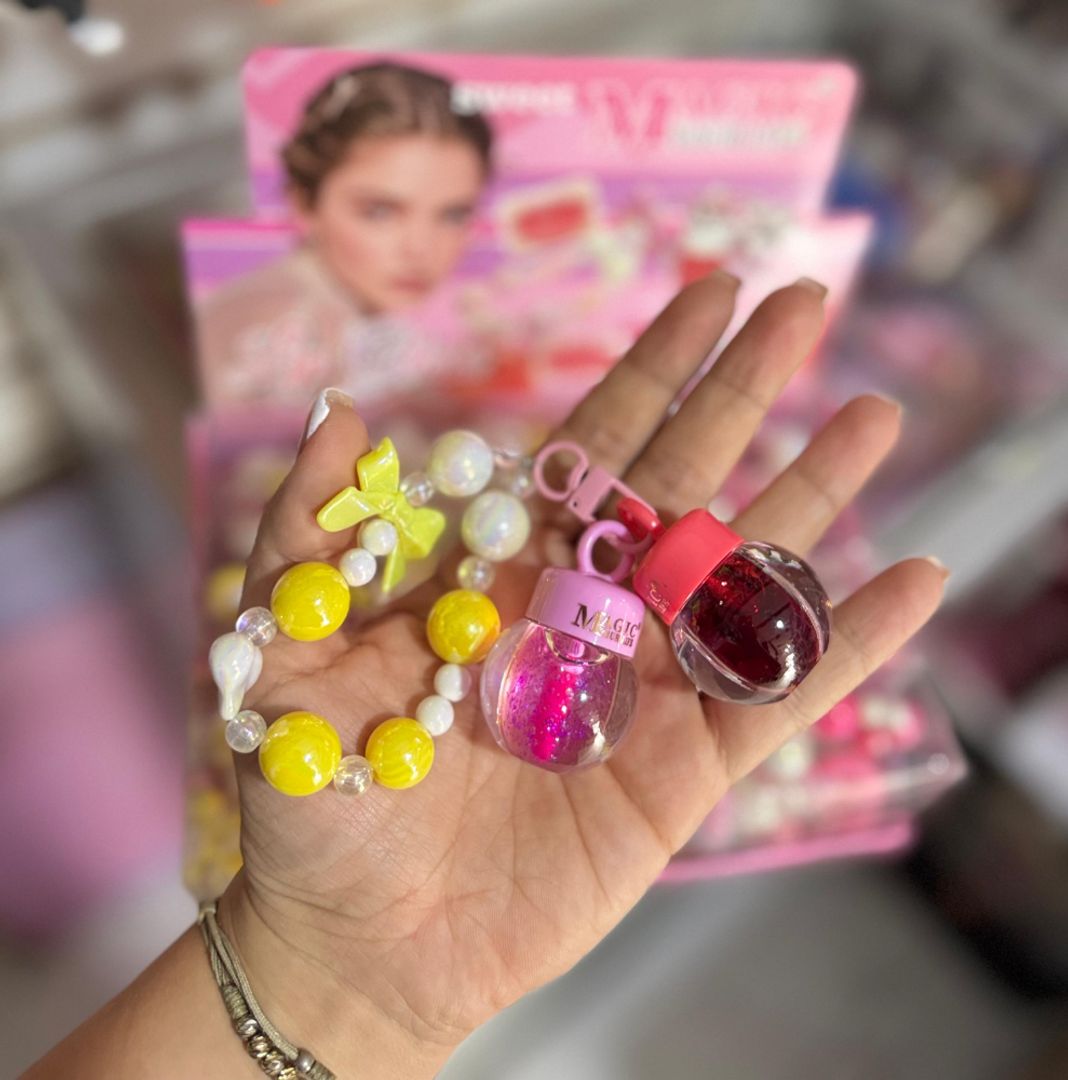 Lip gloss con tinta y llavero 