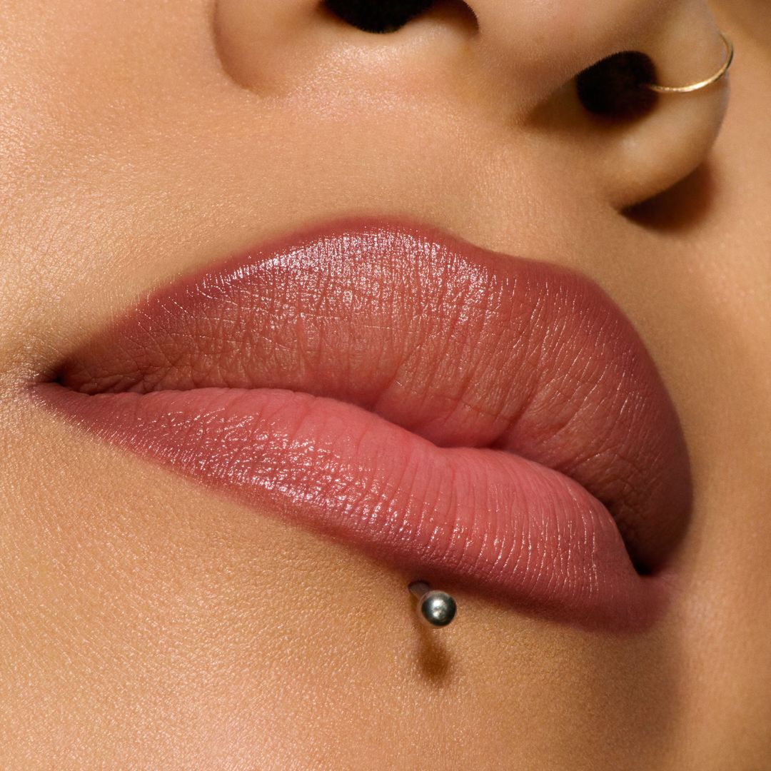 LIPGLAZER GLOSSY LIP LINER WHIRLIN’