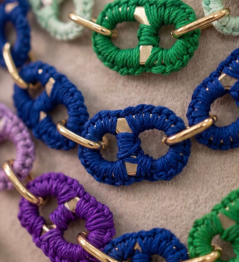 Collares chapas colores