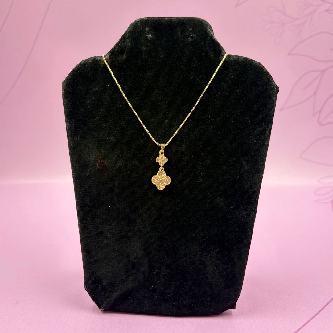 COLLAR DOS FLORES PIEDRITAS