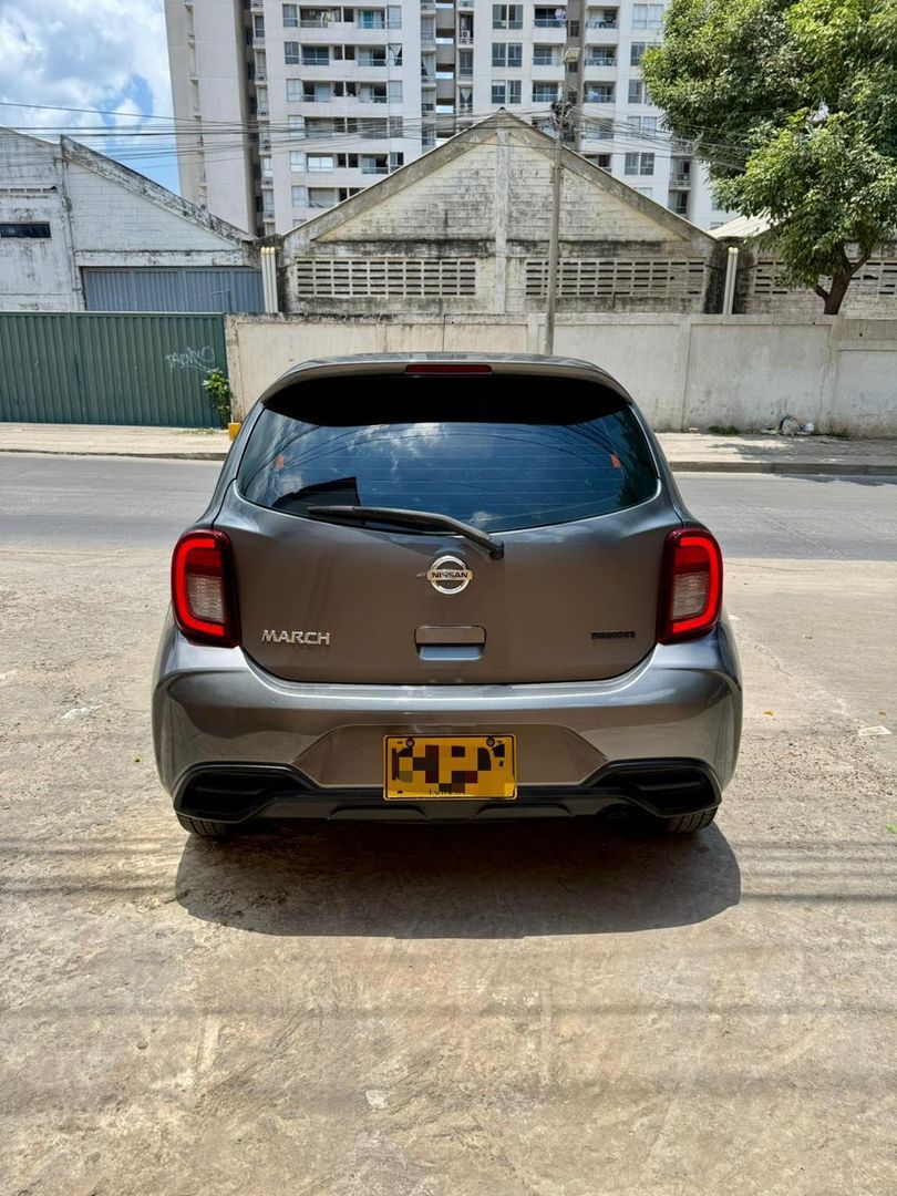 NISSAN MARCH 1.6L AUT SENSE