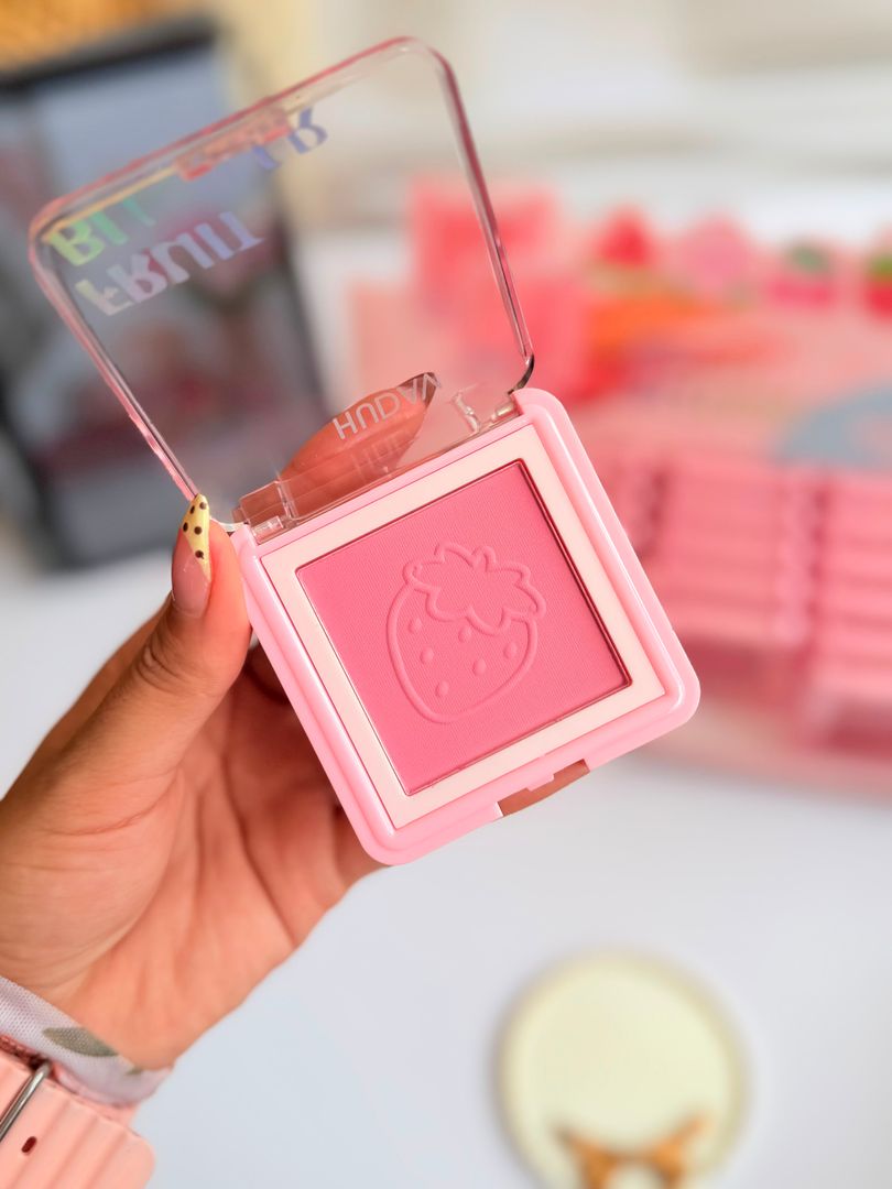 FRUIT BLUSHER